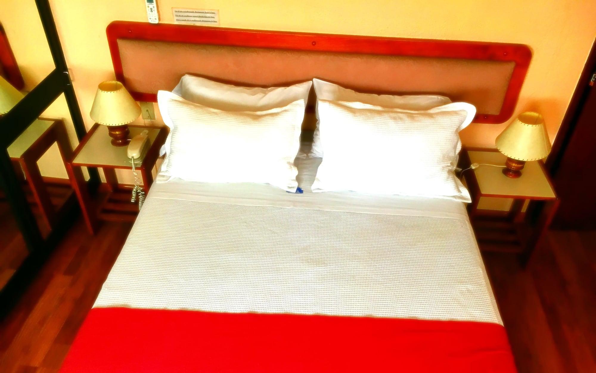 Hotel Mediterraneo Монтевидео Экстерьер фото