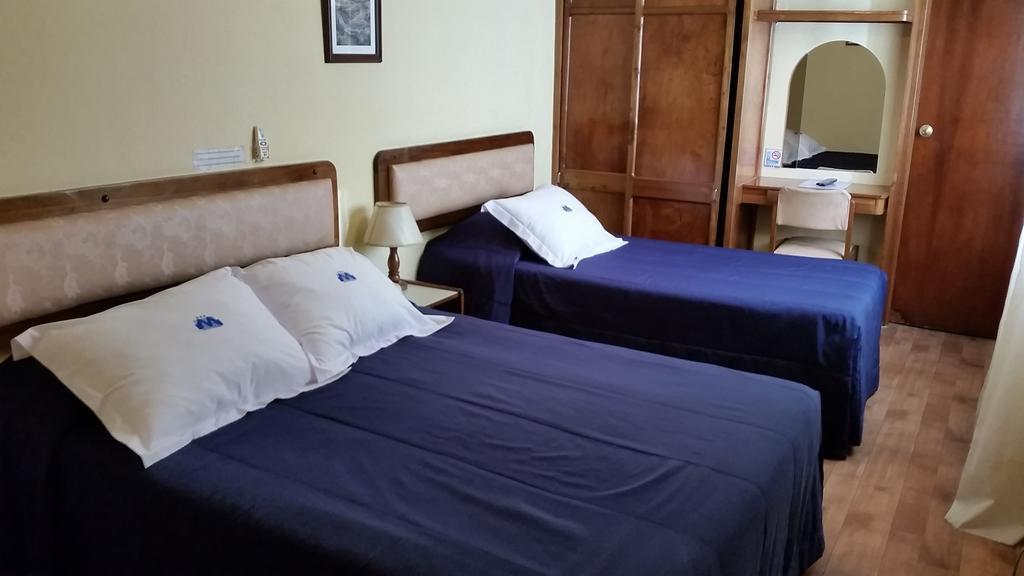 Hotel Mediterraneo Монтевидео Экстерьер фото