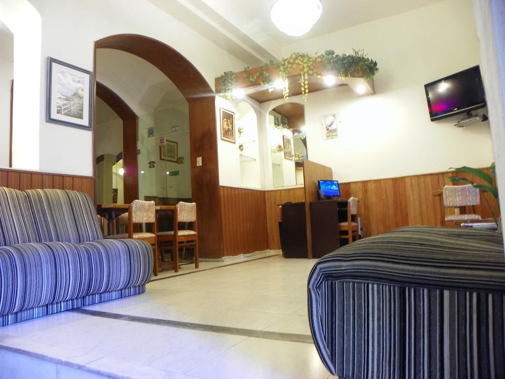 Hotel Mediterraneo Монтевидео Экстерьер фото