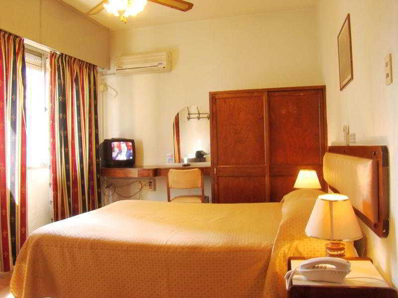 Hotel Mediterraneo Монтевидео Экстерьер фото