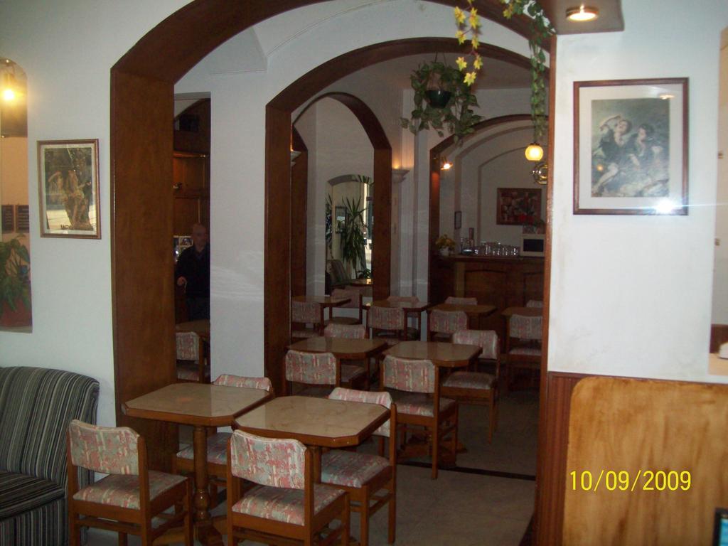 Hotel Mediterraneo Монтевидео Экстерьер фото